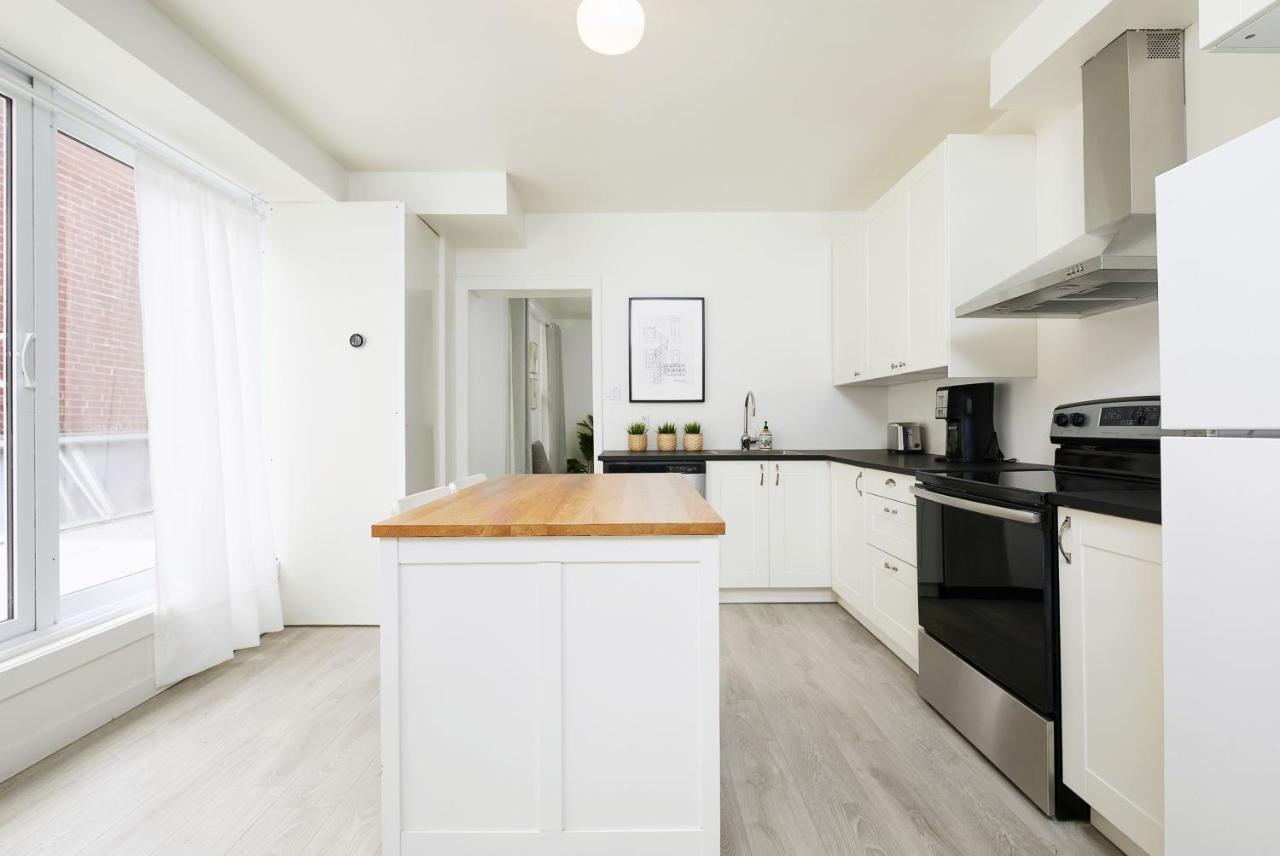 Appartamento Bonjour Mtl Rosemont Retreat Chic 1Br Central Air Montréal Esterno foto